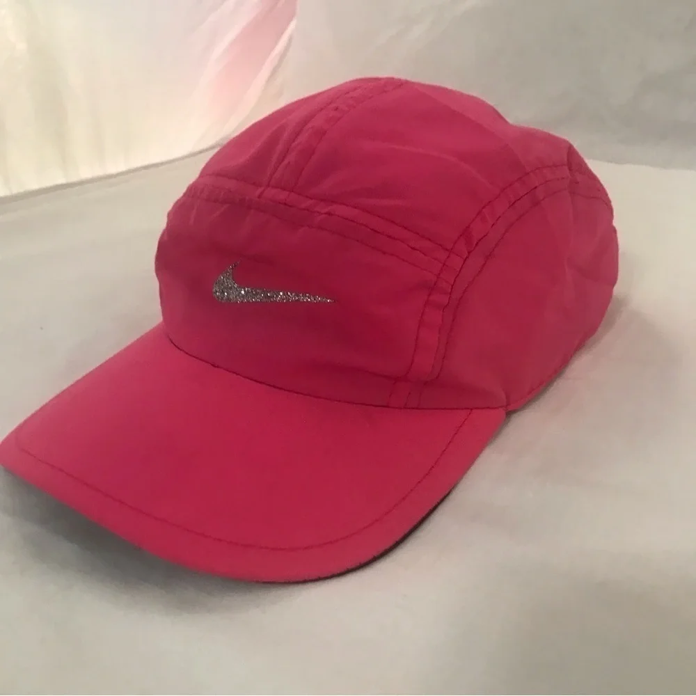 Nike Authentic Woman's Adjustable Pink Exercise Cap